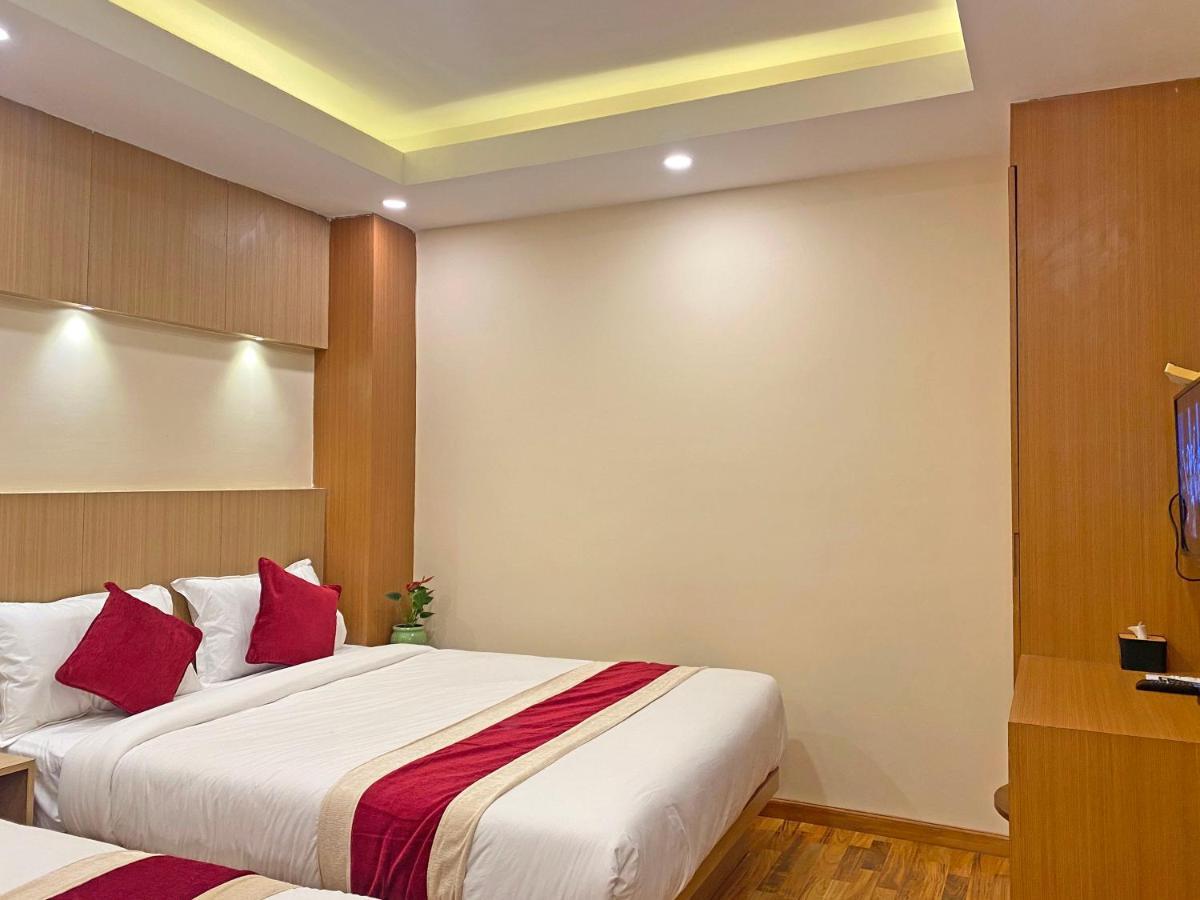Hotel Nilakantha Pvt. Ltd Kathmandu Bagian luar foto