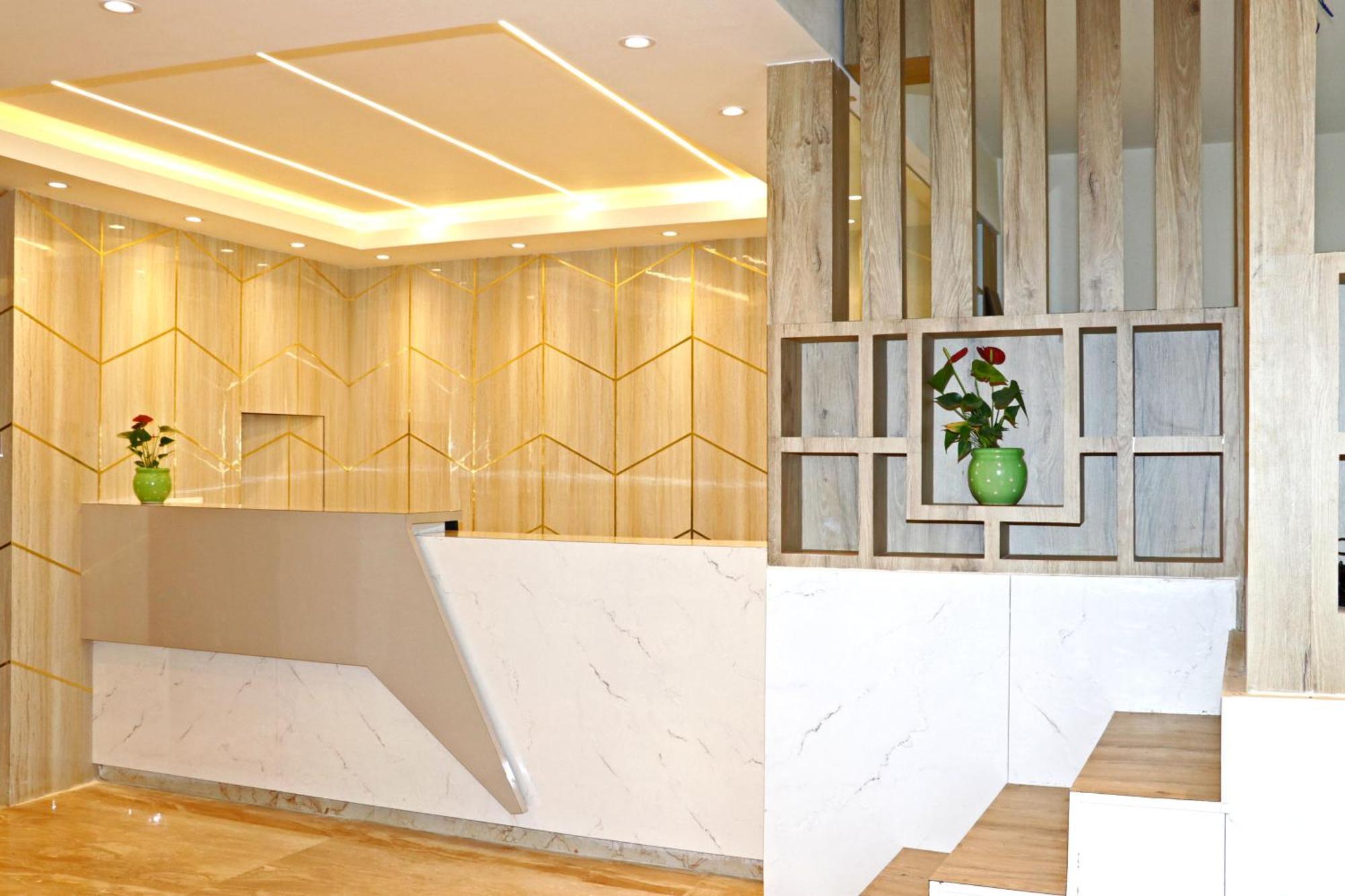 Hotel Nilakantha Pvt. Ltd Kathmandu Bagian luar foto