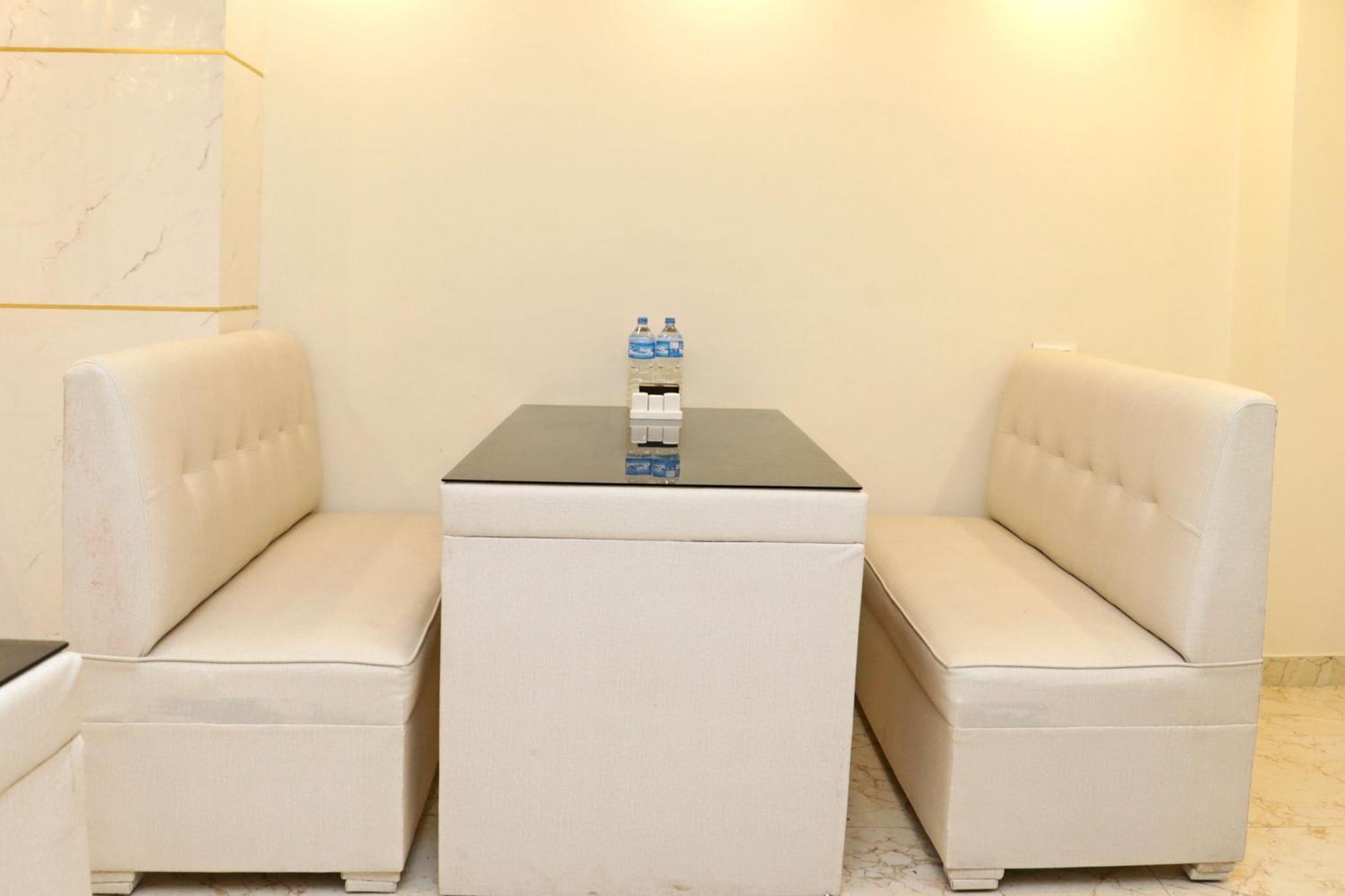 Hotel Nilakantha Pvt. Ltd Kathmandu Bagian luar foto