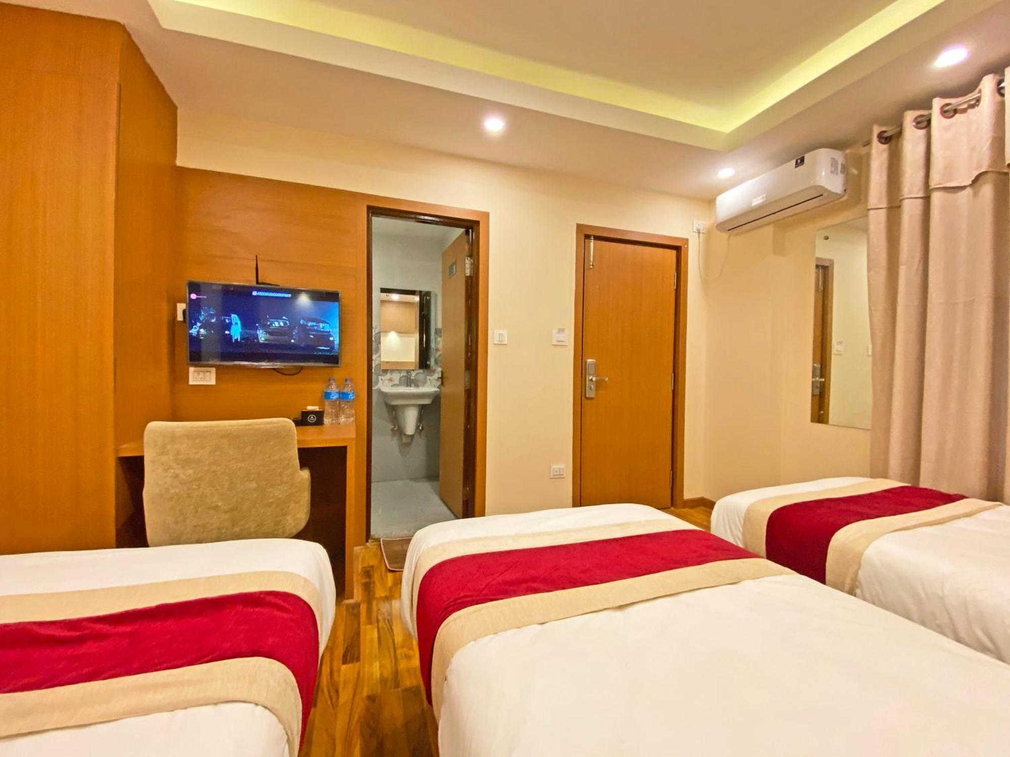 Hotel Nilakantha Pvt. Ltd Kathmandu Bagian luar foto